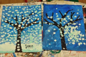 Zimní strom - malba a obtisk korku
